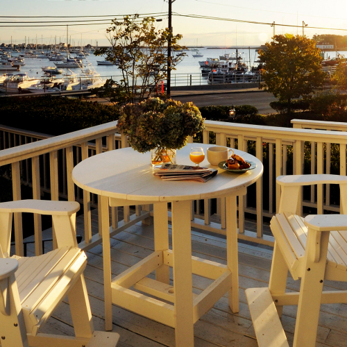 sunset_porchchairs_2000x1125